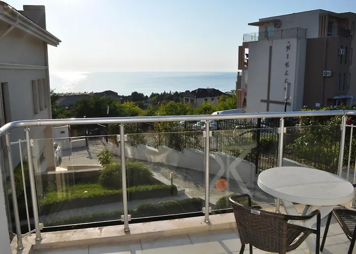 Wonderful Family With Sea View Villa *
