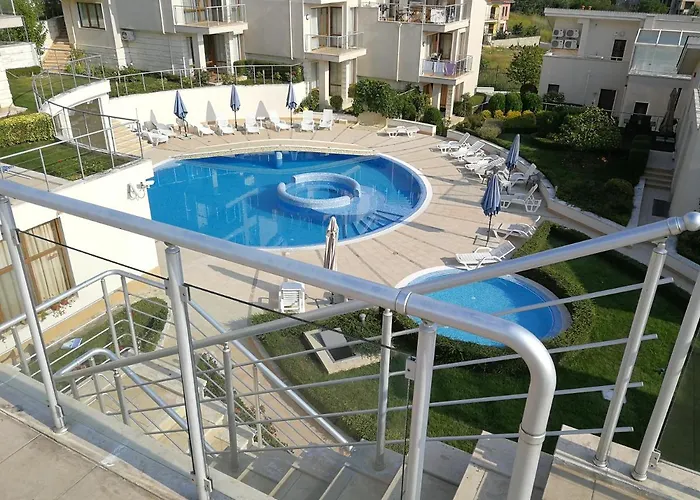 Wonderful Family With Sea View Villa *
